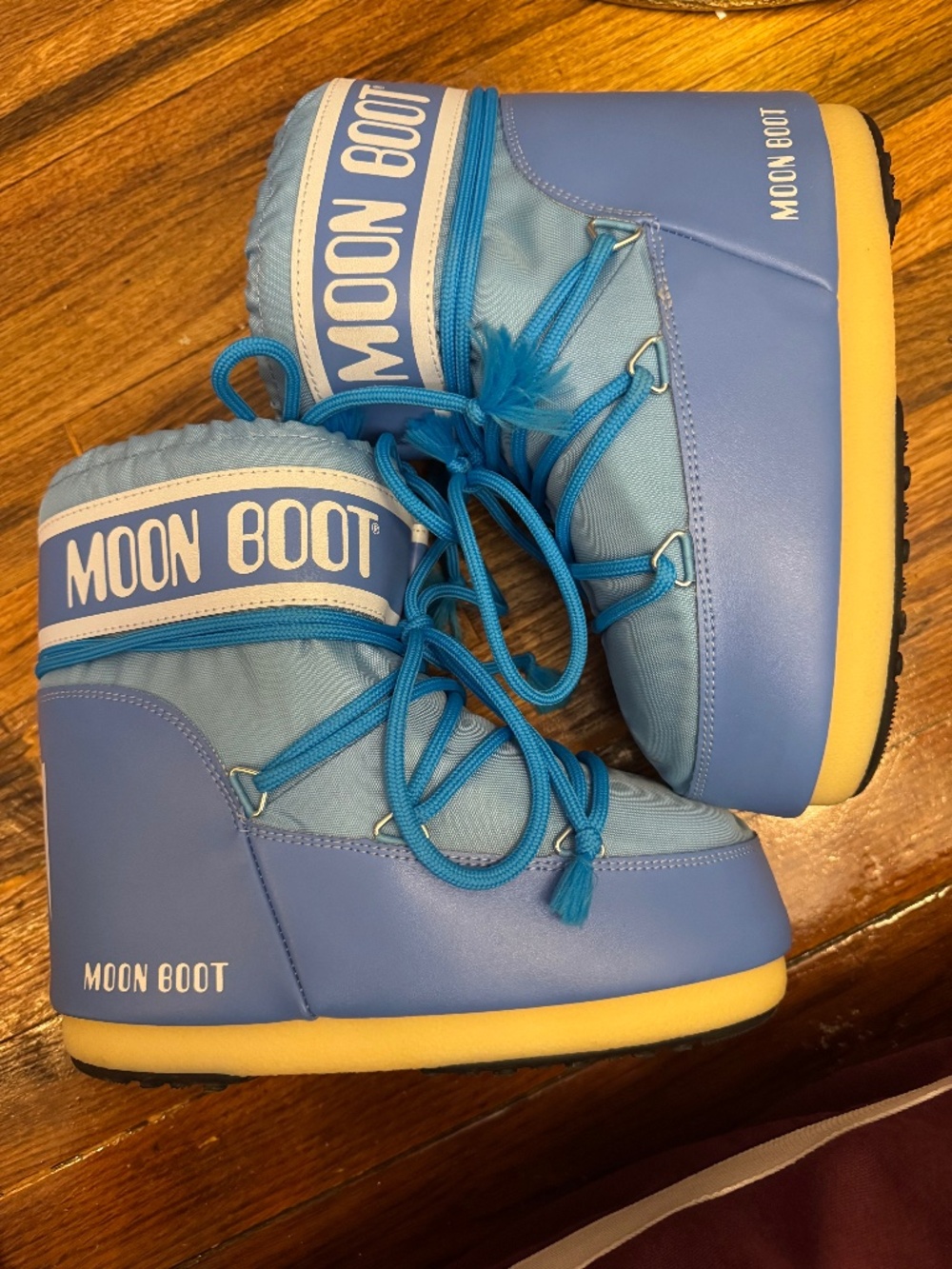 Moon Boots